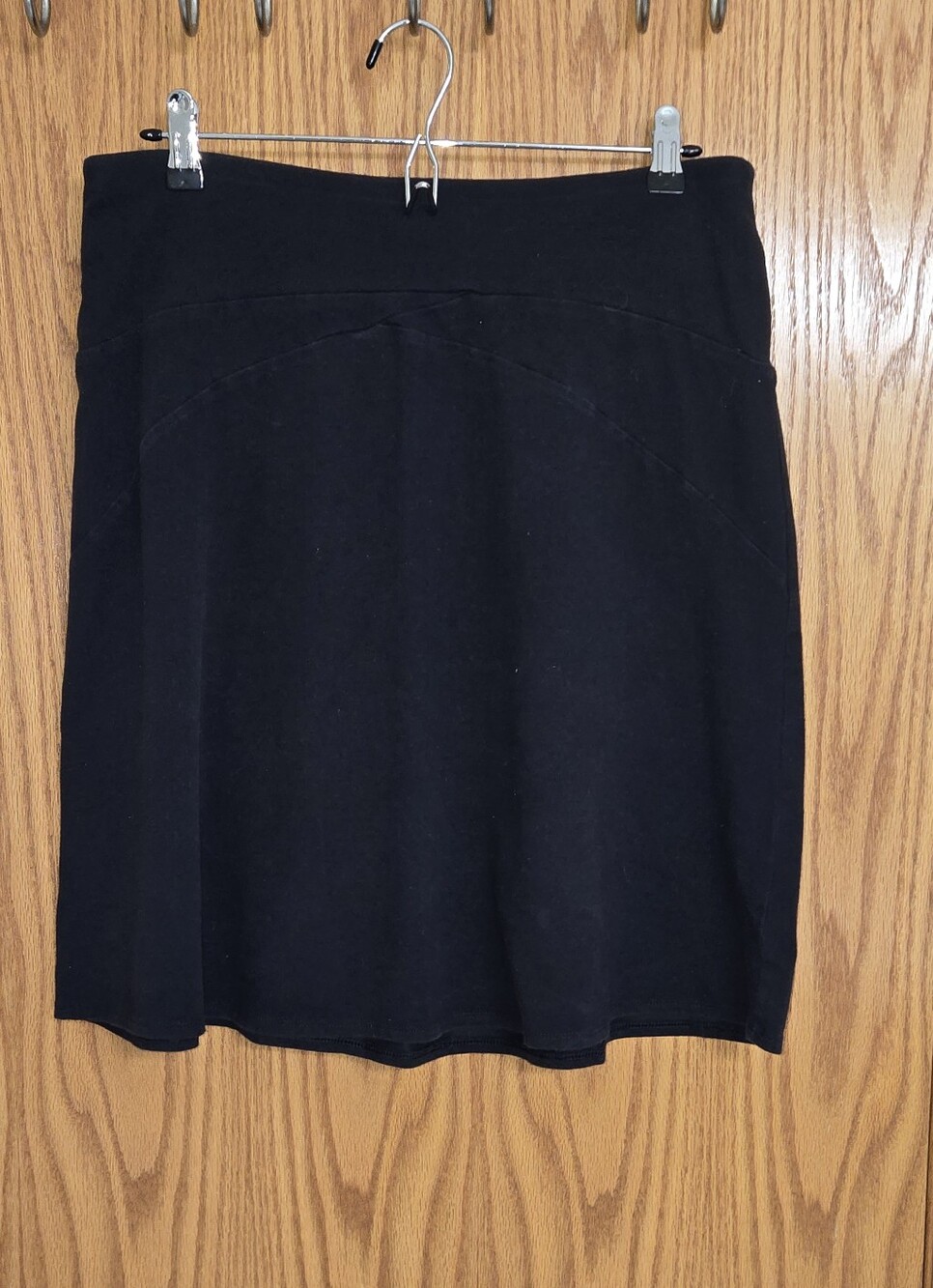 Patagonia Black A-line Knee Length Skirt with Subtle Paneling
